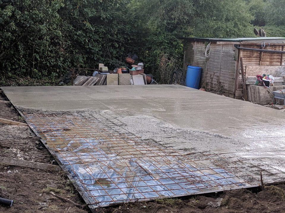 Groundwork Contracting Buckinghamshire concrete pour